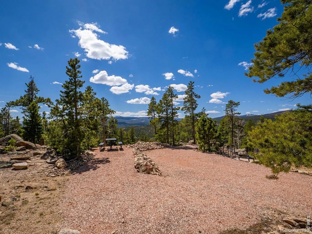 132 Dogrib Court, Red Feather Lakes