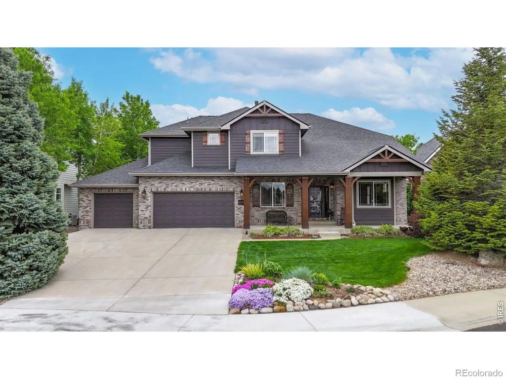 6525 Aberdour Circle, Windsor
