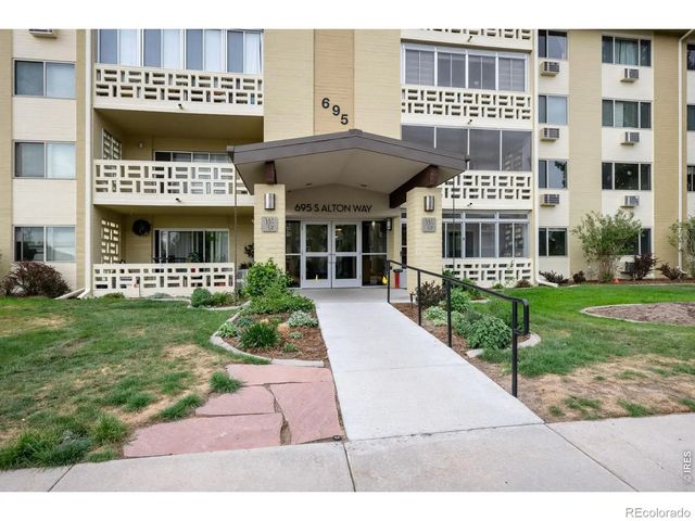 695 S Alton Way 6d, Denver