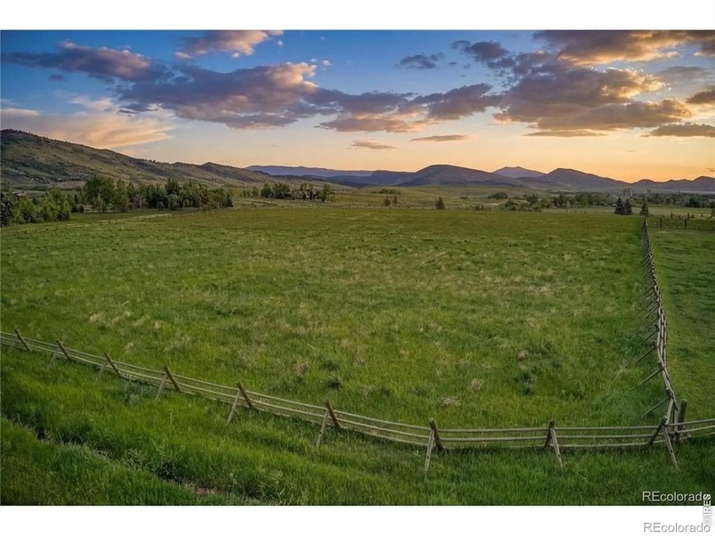 4930 Caribou Springs Trail, Longmont