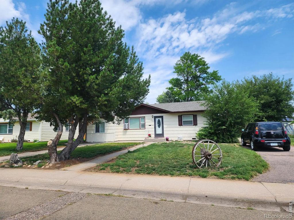 276 Colorado Place, Sterling