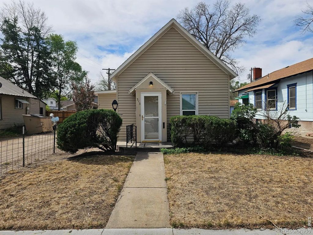 313 Lincoln Street, Sterling