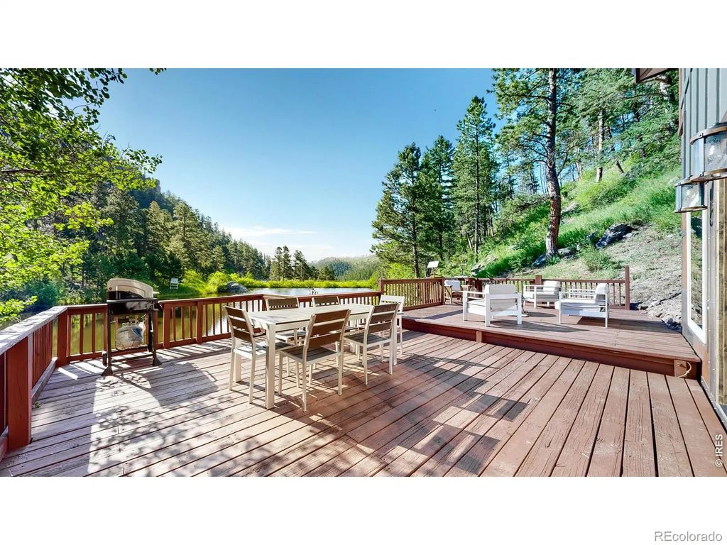 1268 Spring Valley Road, Bellvue