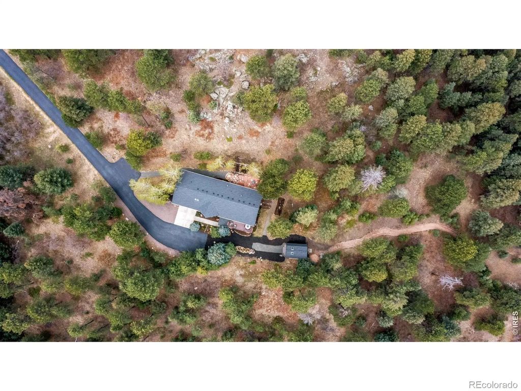 7008 Bluff Trail, Morrison