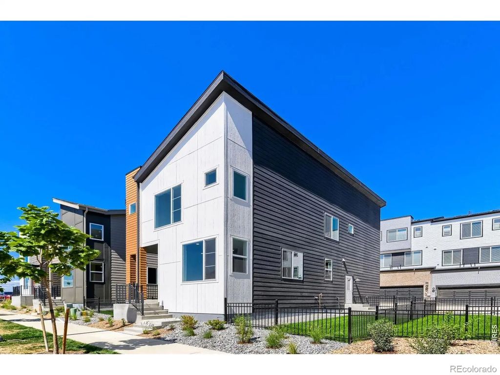 16565 Peak Street, Broomfield