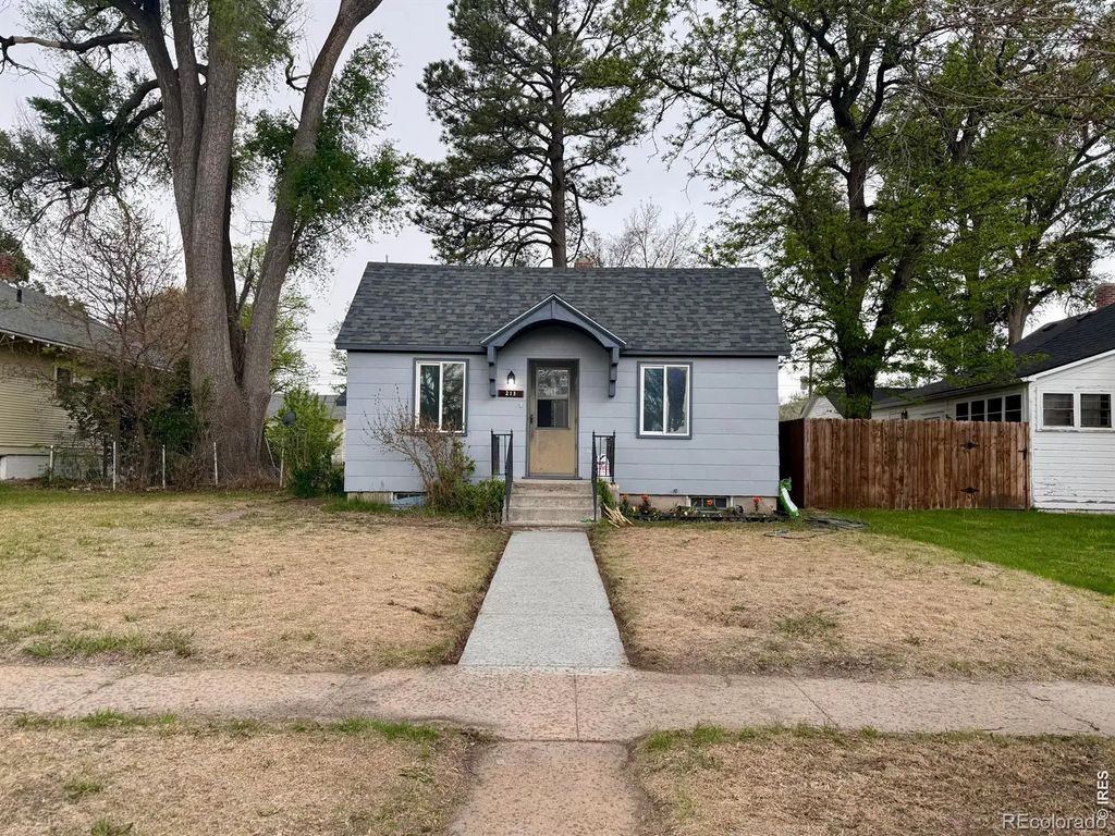 213 N Logan Avenue, Haxtun