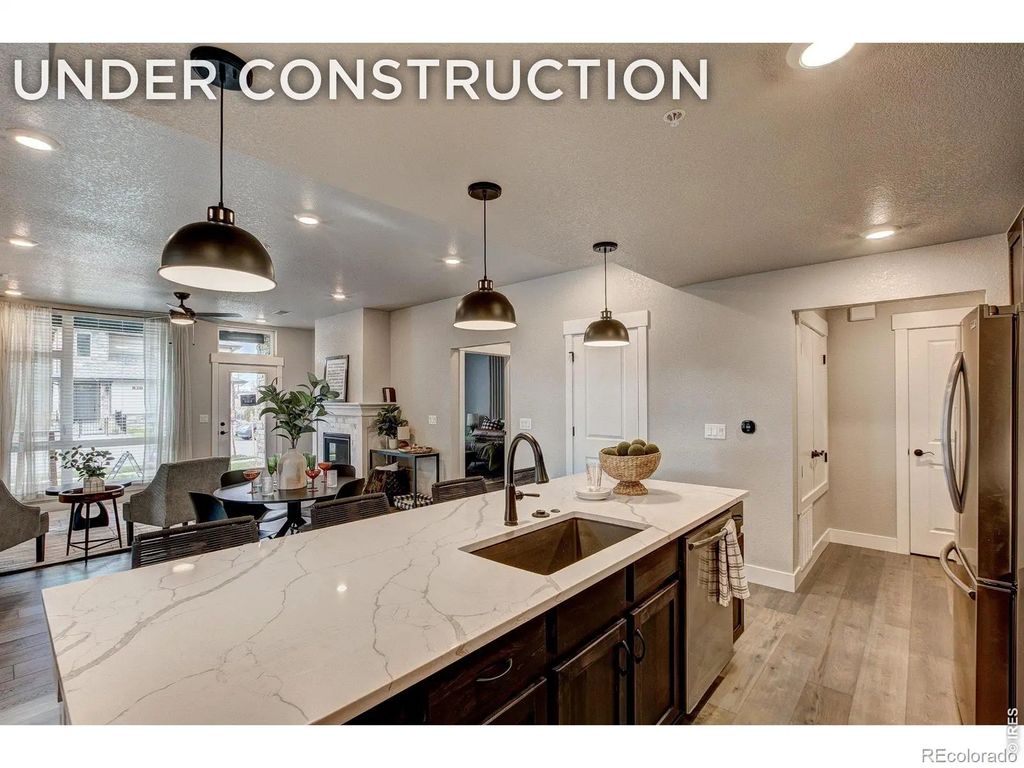 245 High Point Drive 208, Longmont