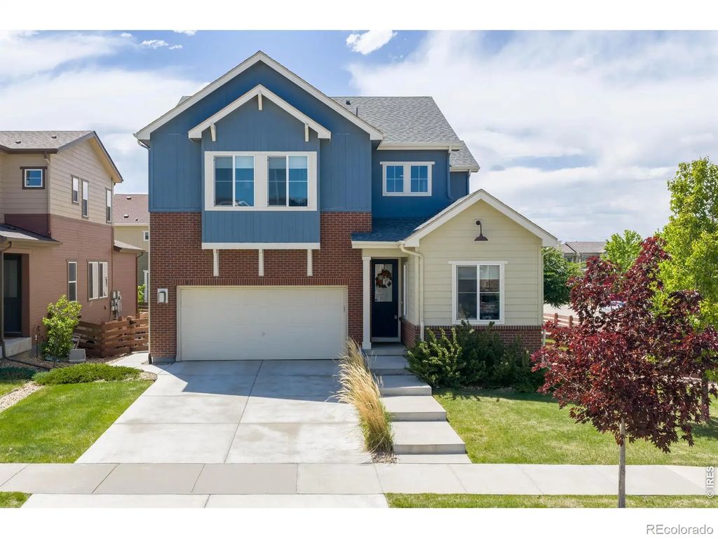 67 Starlight Circle, Erie
