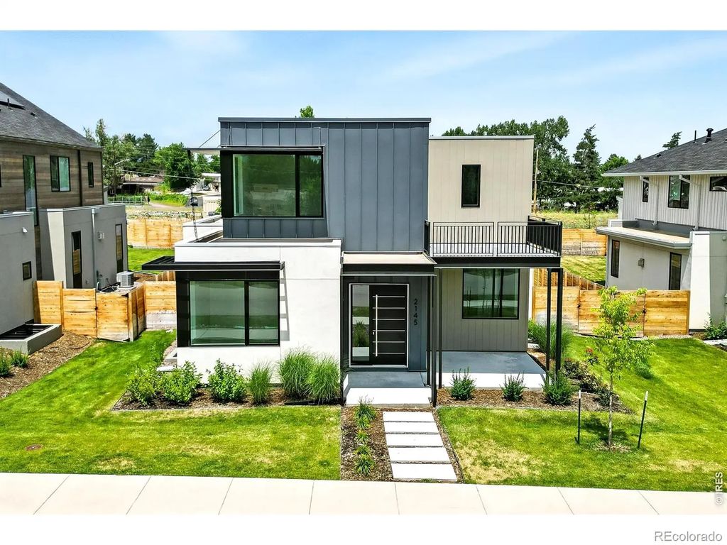 2145 Vine Avenue, Boulder