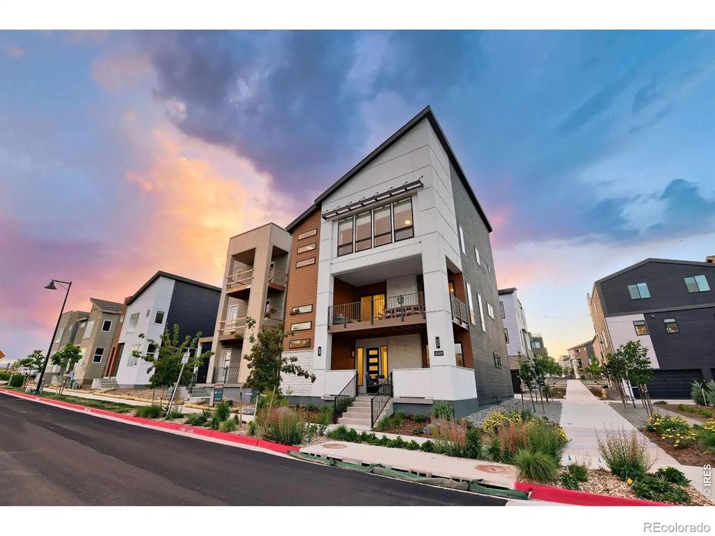 16569 Peak Street, Broomfield