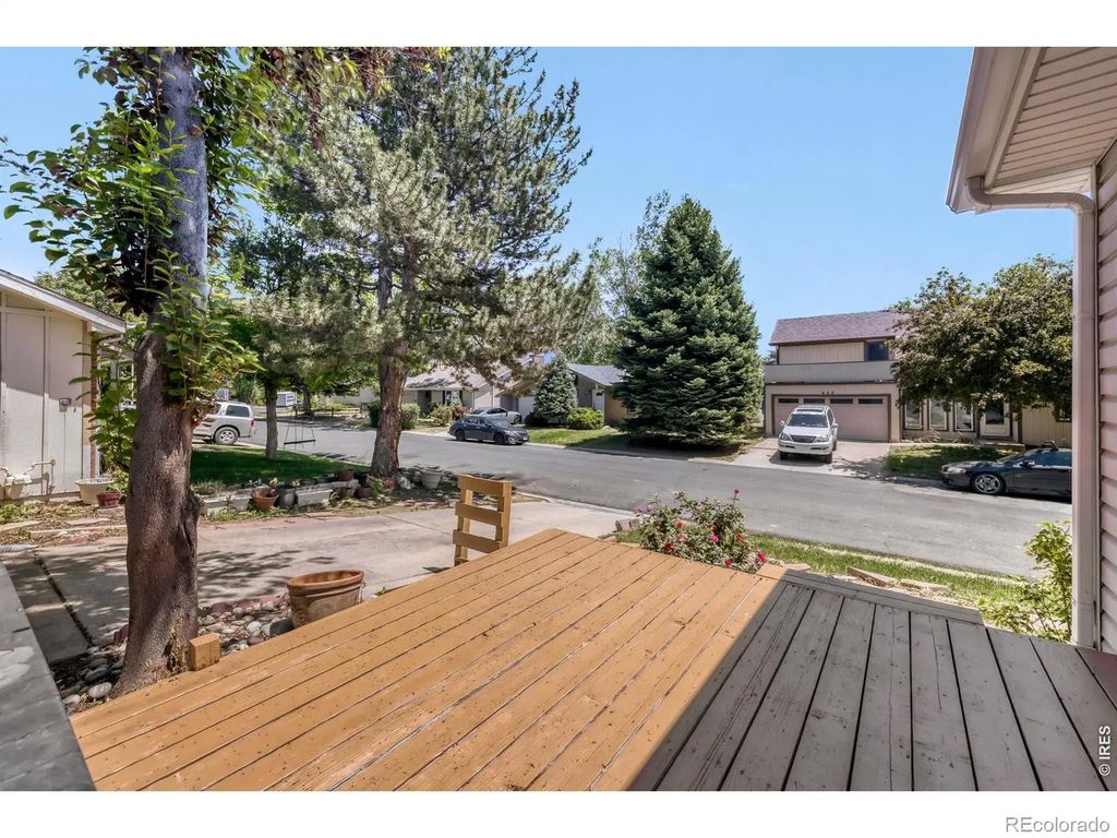 445 Hickory Place, Broomfield