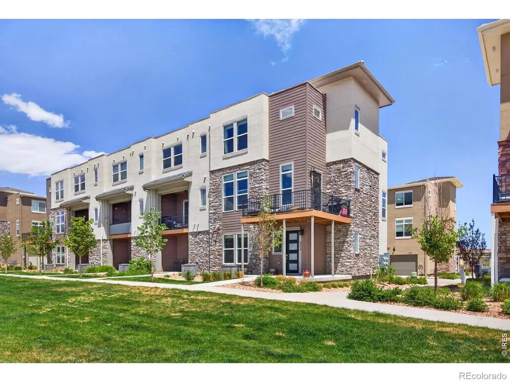 2250 S Mcintyre Street, Lakewood