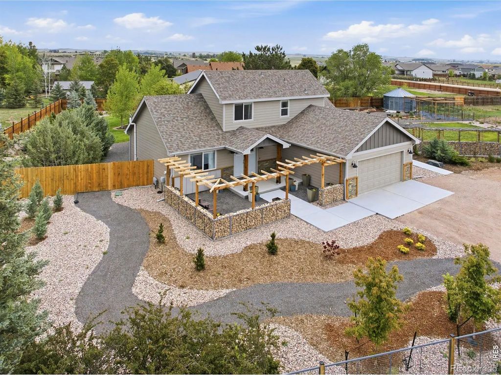 7702 Fox Chase Lane, Wellington