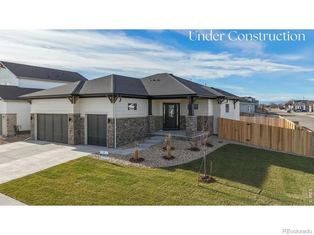864 Doubleleaf Drive, Windsor