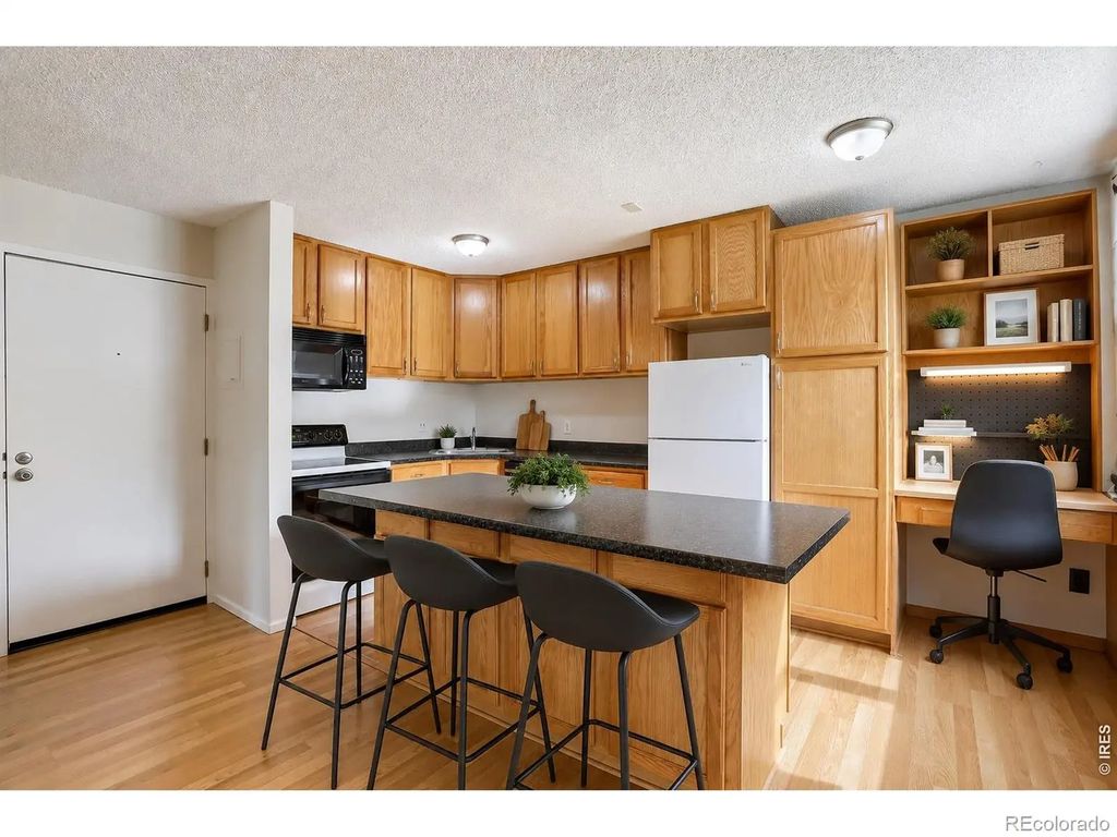 3030 Oneal Parkway 19, Boulder