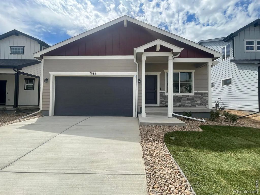 1964 Sorghum Way, Johnstown