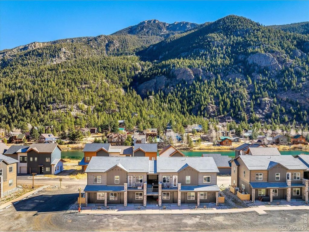 2121 Hummingbird Way 201, Georgetown
