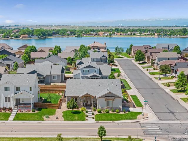 586 Greenspire Drive, Windsor