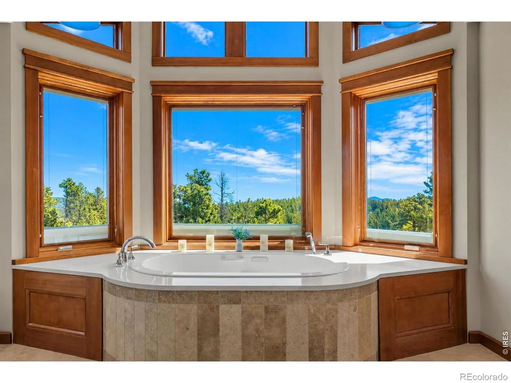 1109 Indian Peak Road, Golden