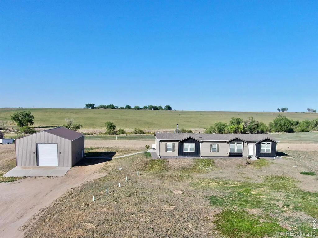 15110 County Road 27, Platteville