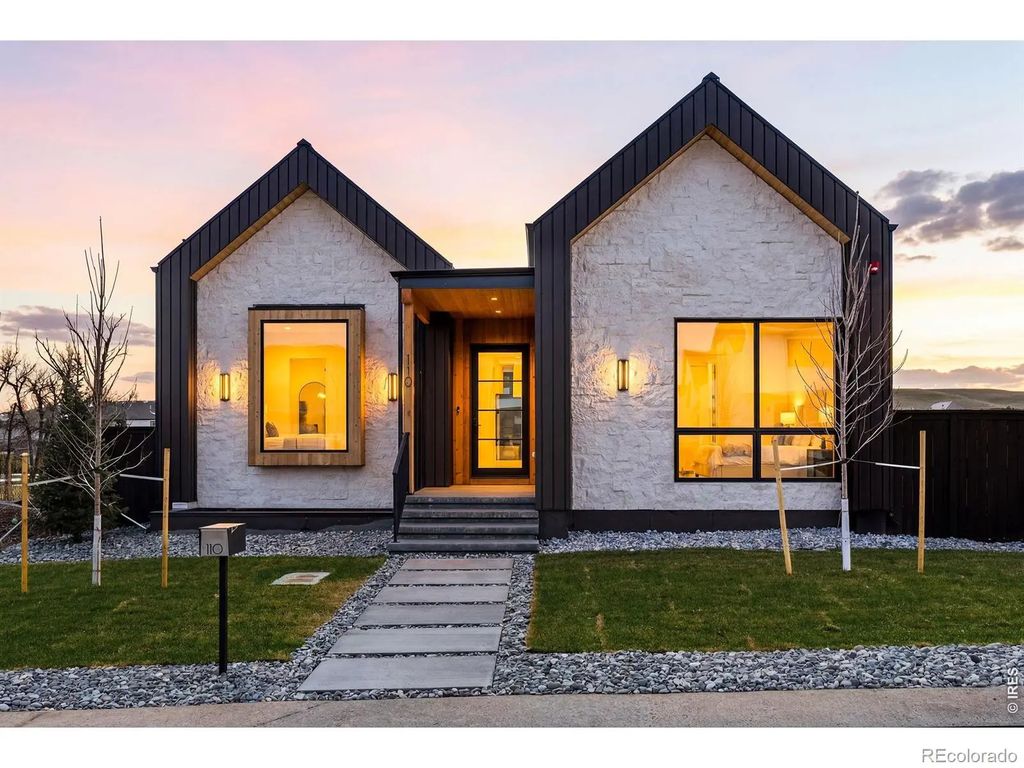 406 S 3rd Avenue, Superior