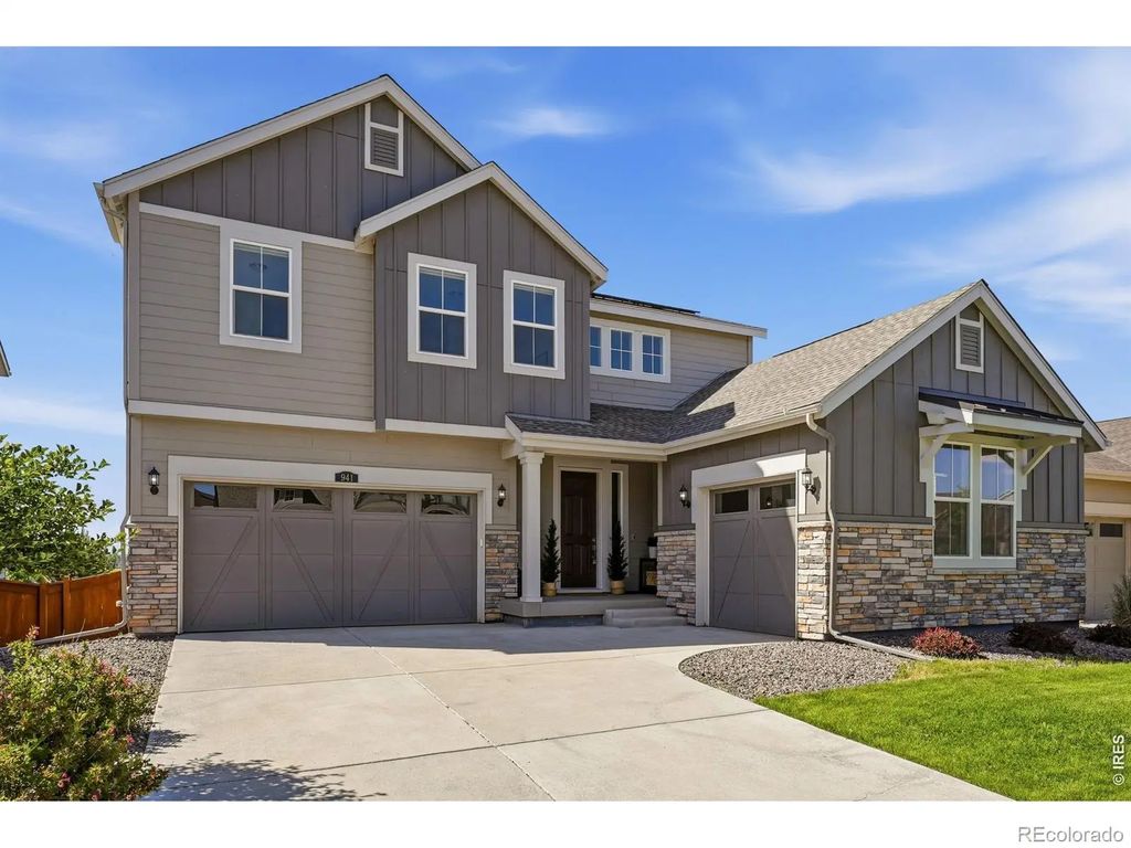 941 Wildrose Place, Erie