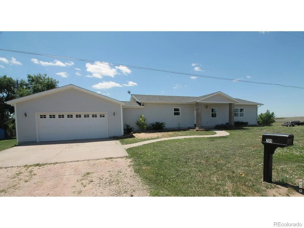 209 W Hall Street, Fleming