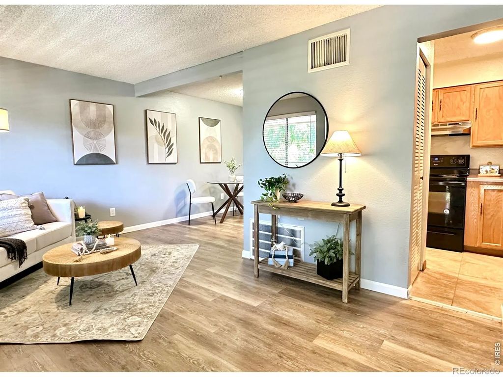 1705 Heatheridge Road 205, Fort Collins