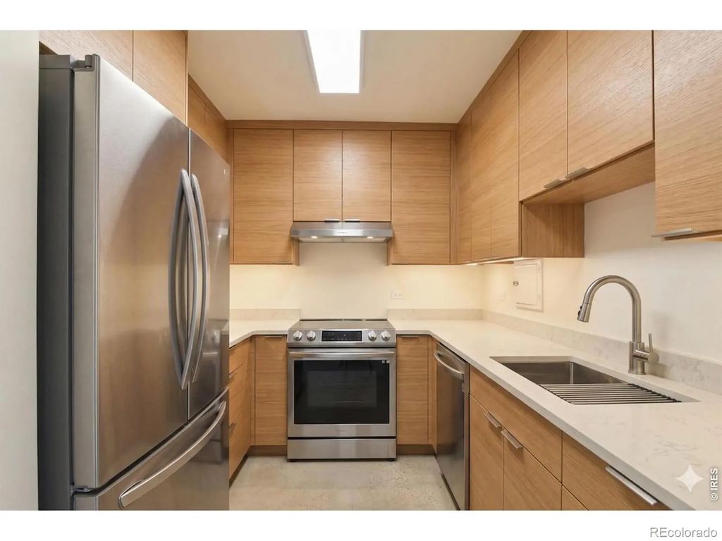 855 N Pennsylvania Street 301, Denver
