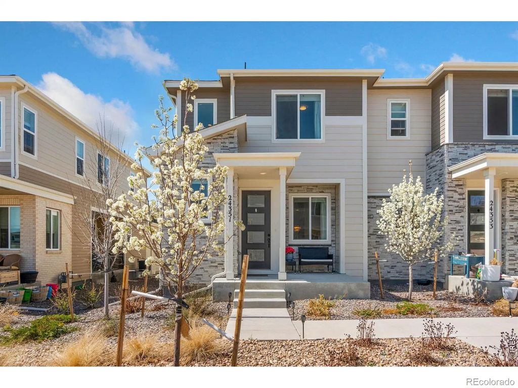 24351 E 41st Avenue, Aurora