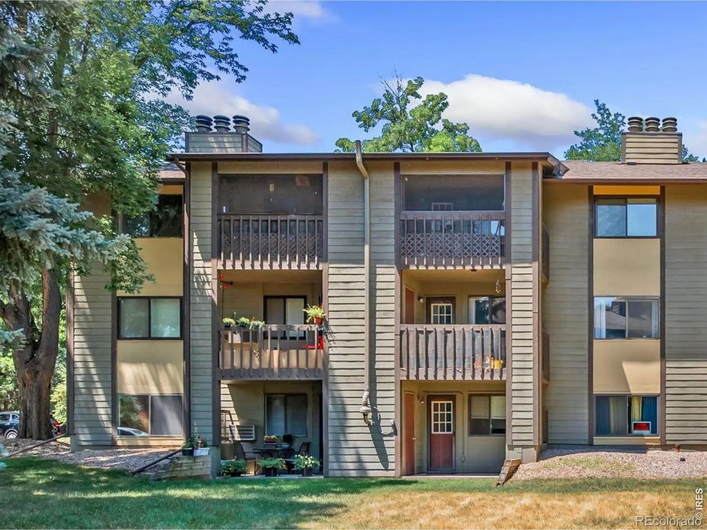 925 Columbia Road 532, Fort Collins