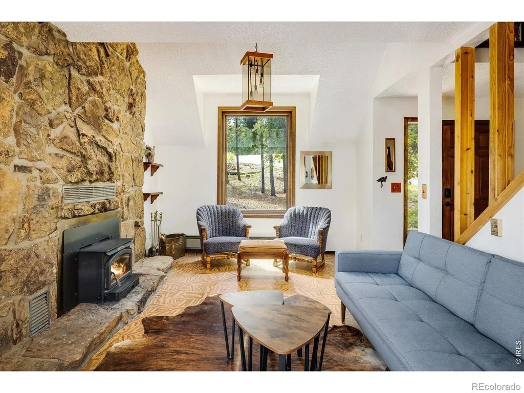 10212 Dowdle Drive, Golden