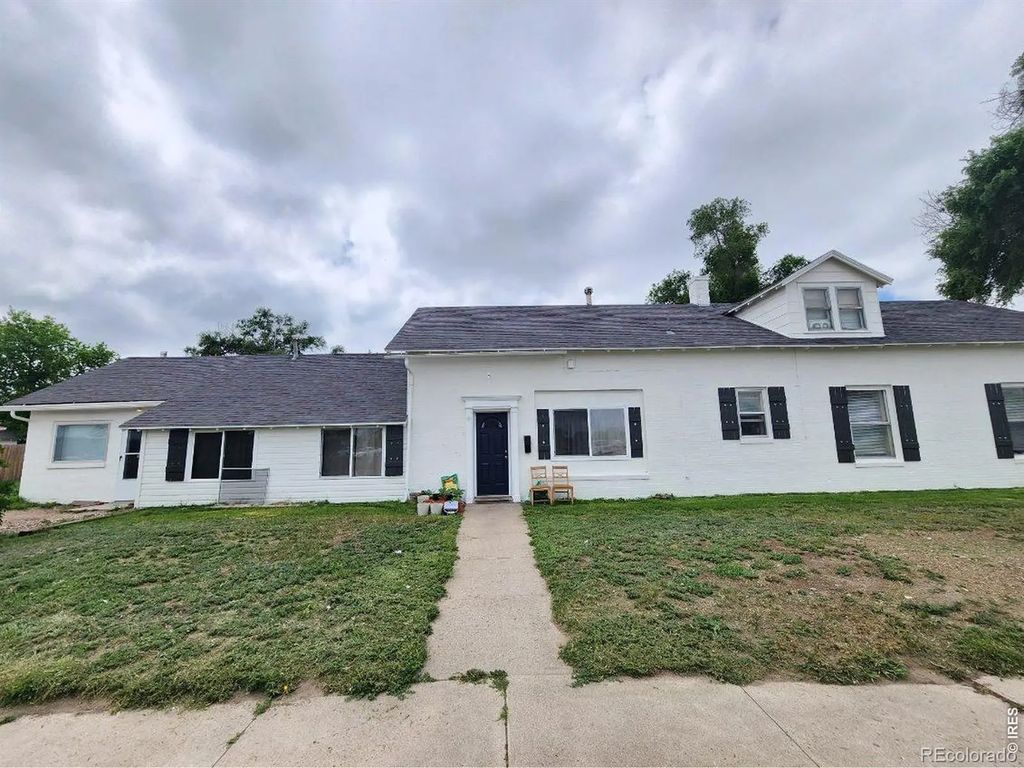 221-303 Hamilton Street, Sterling