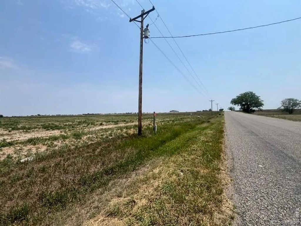 County Rd P, Wiggins