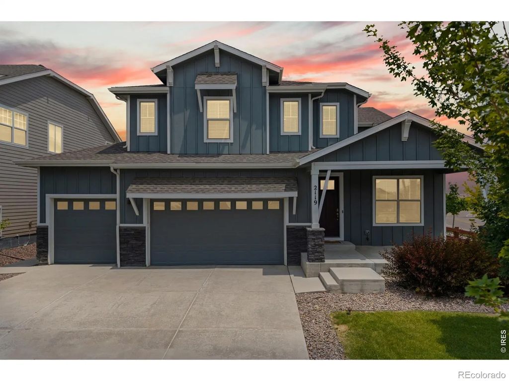 2119 Setting Sun Drive, Windsor