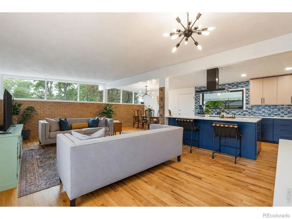 2795 E Euclid Avenue, Centennial