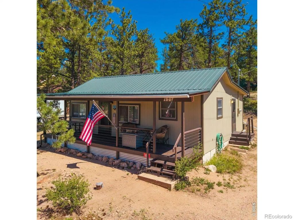 248 Hiawatha Highway, Red Feather Lakes