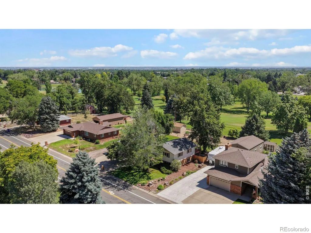 2424 52nd Ave Ct, Greeley
