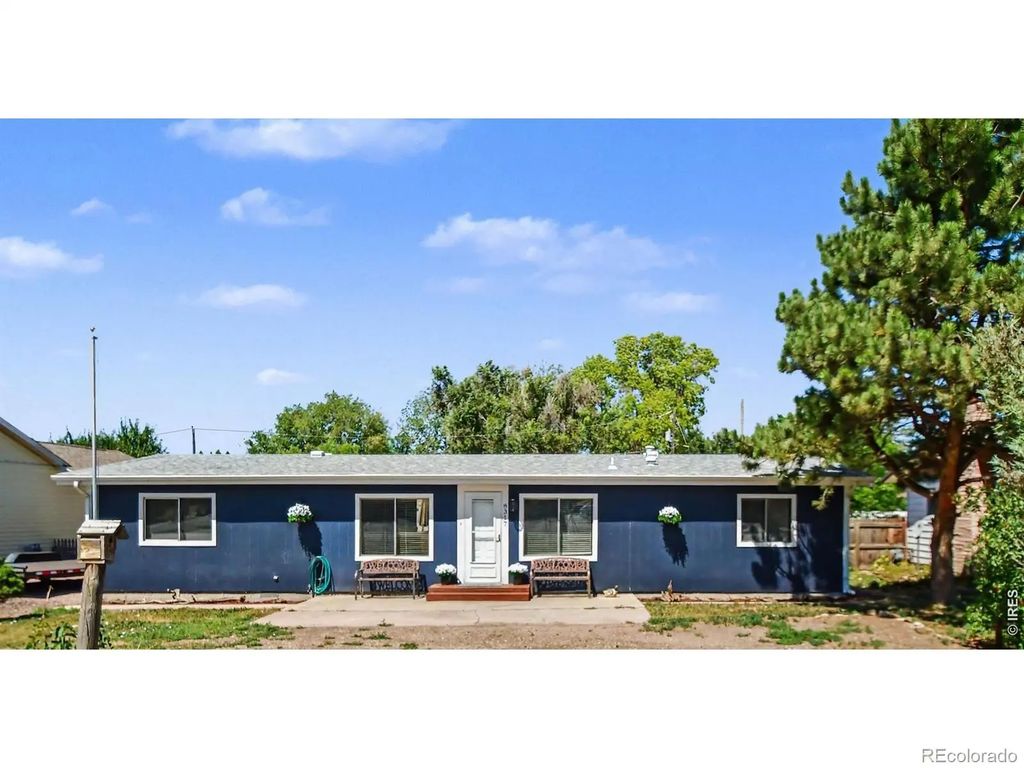8317 6th Street, Wellington