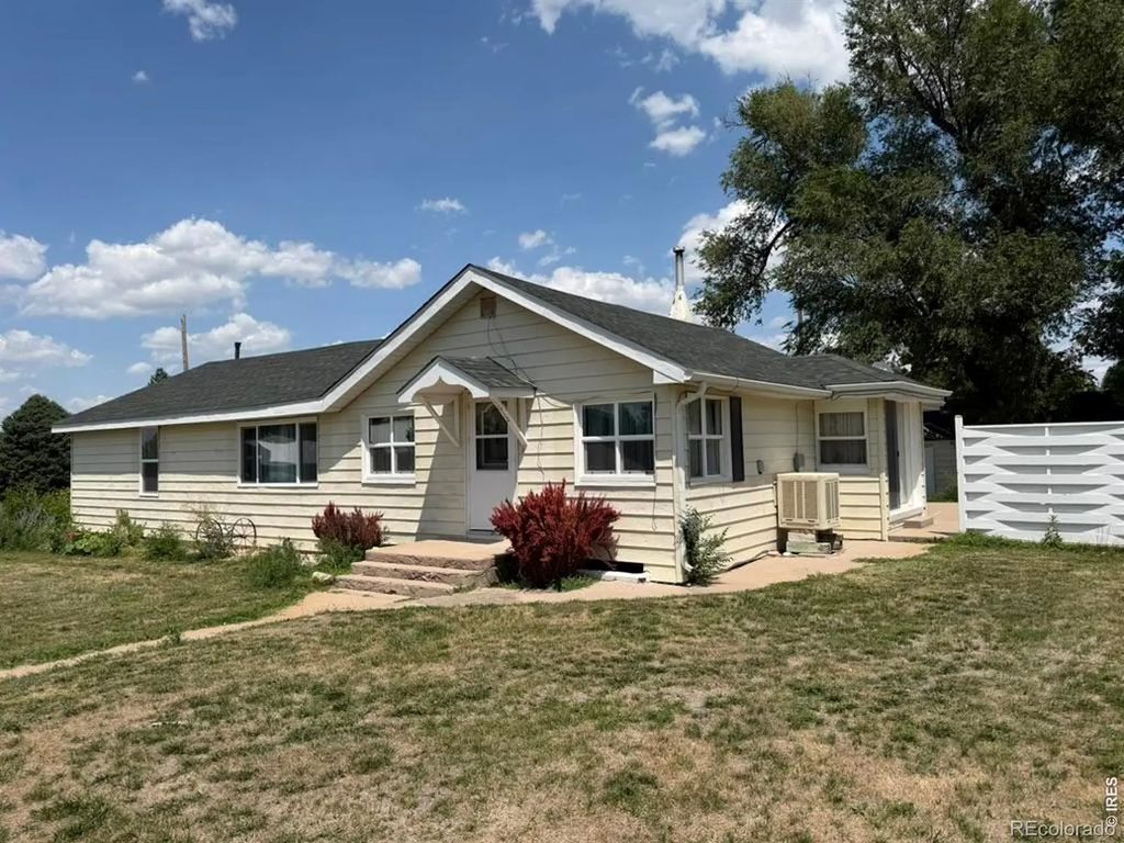 1012 Lincoln Street, Wray