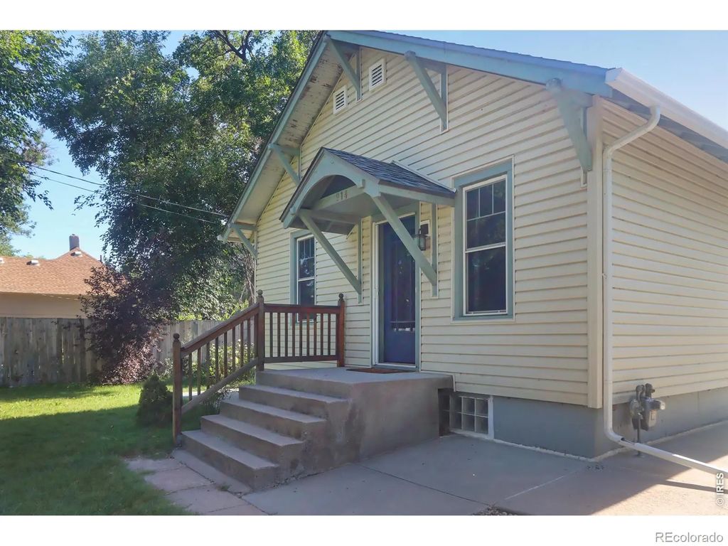 914 N Carson Street, Brush