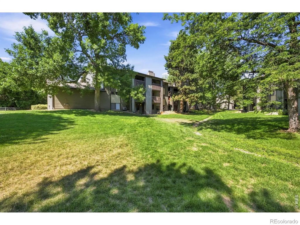 925 Columbia Road 833, Fort Collins