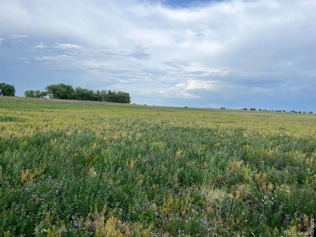 County Road 33, Platteville