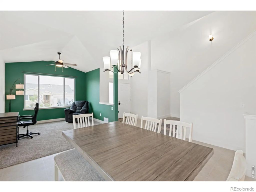 2312 Golden Way, Windsor
