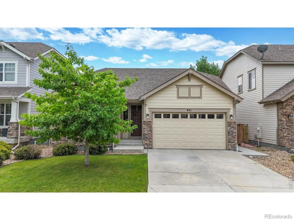 841 Jenny Lane, Berthoud