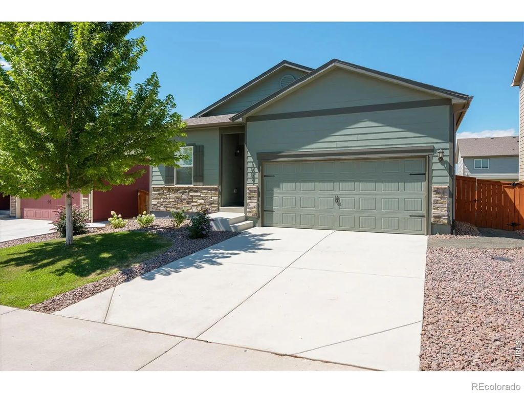1087 Long Meadows Street, Severance