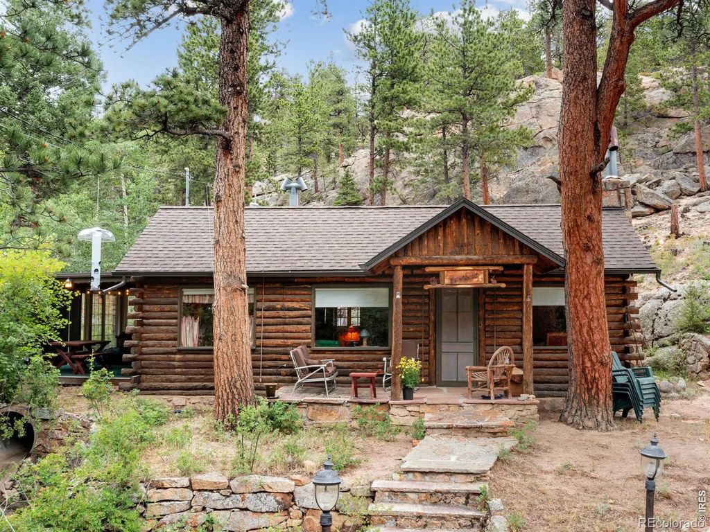 2426 Riverside Drive, Lyons