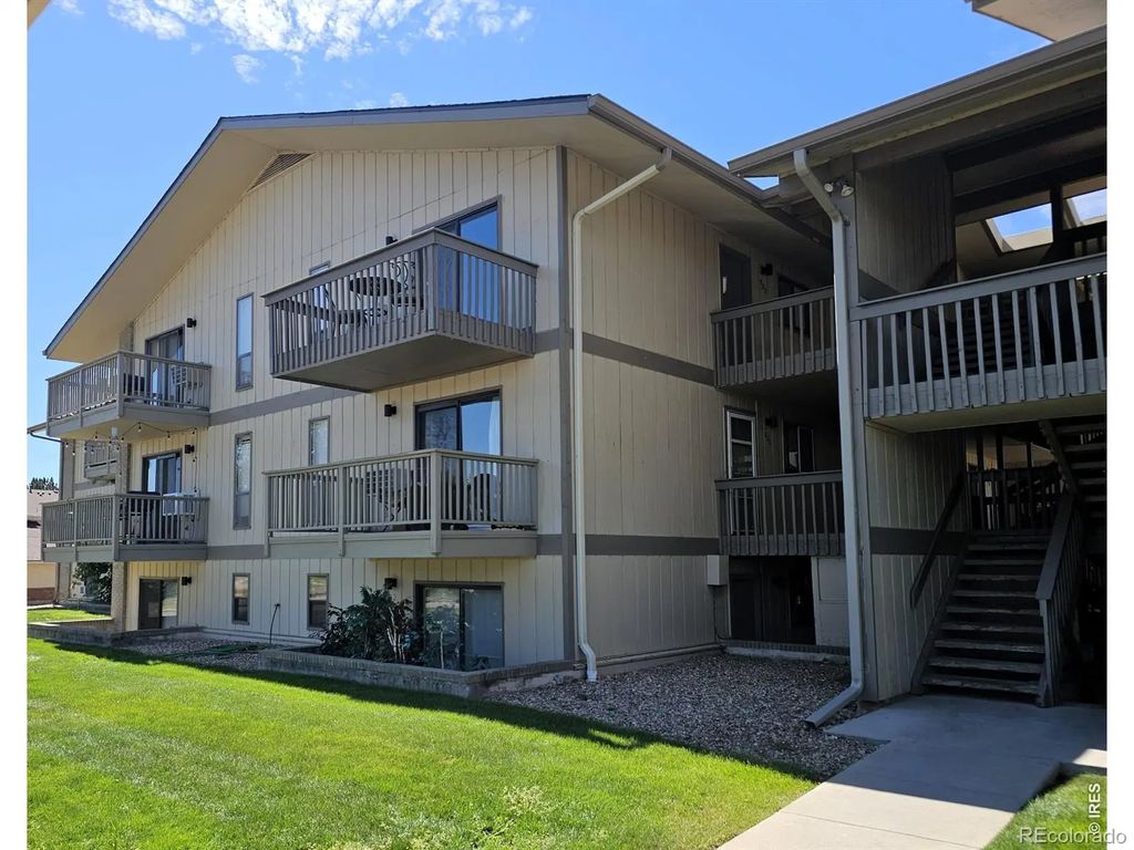 625 Manhattan Place 305, Boulder