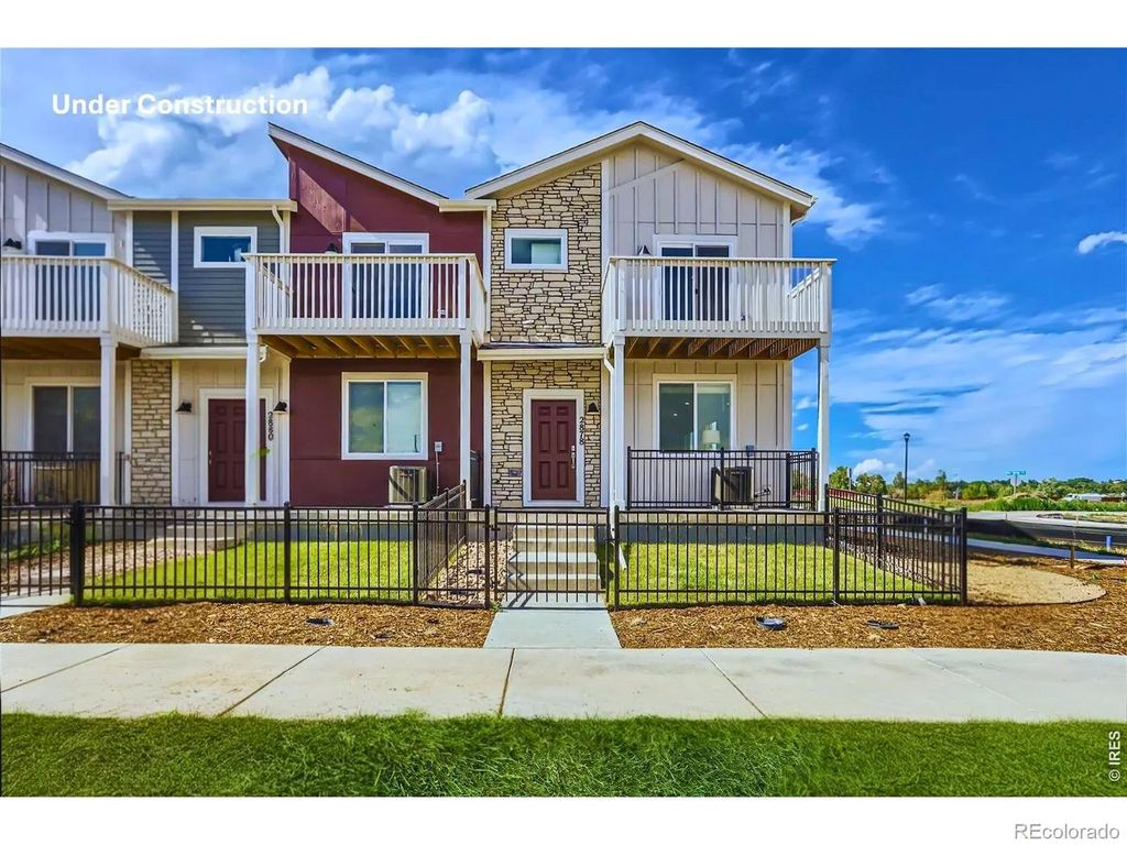 2840 Bear Springs Circle, Longmont