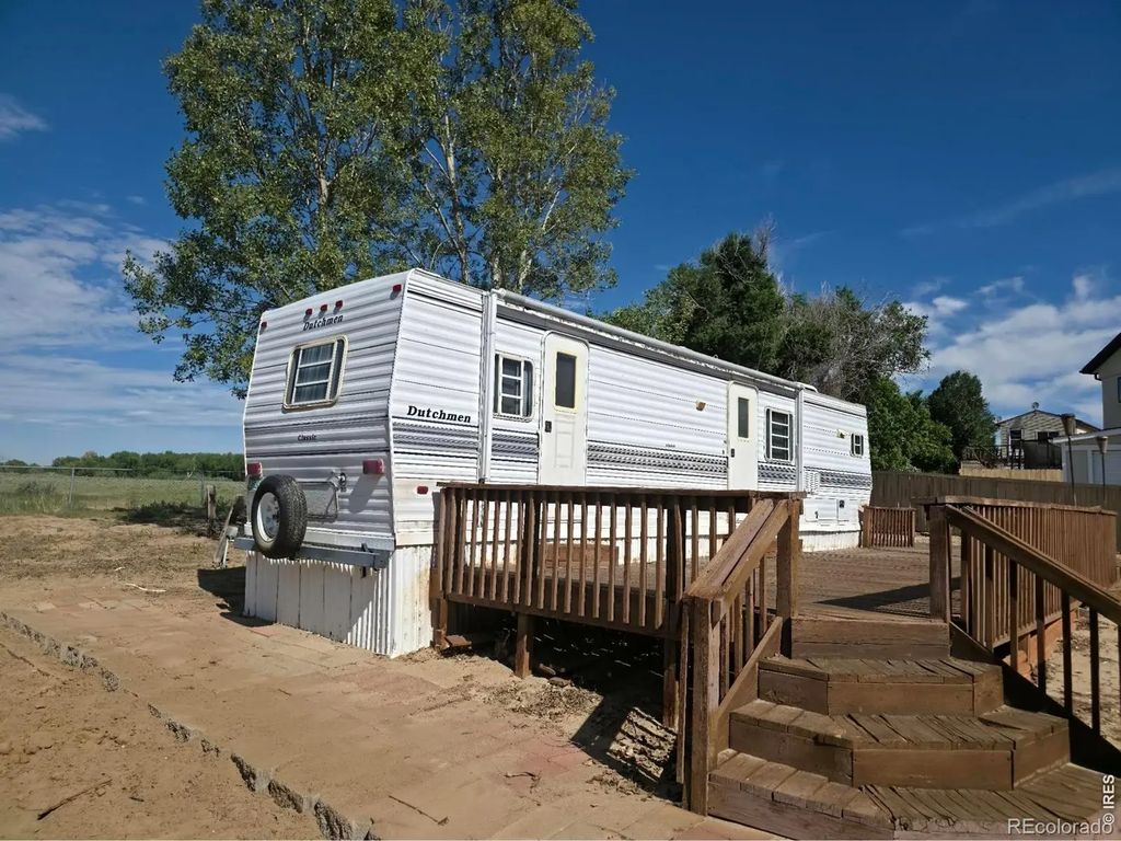 161 Kiowa Circle, Weldona